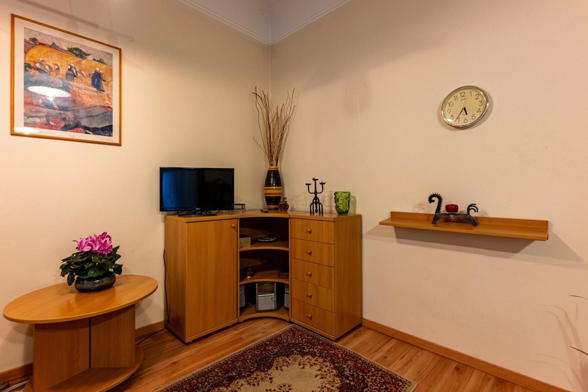 A Quiet Studio In The Heart Of The City บูดาเปสต์ ภายนอก รูปภาพ